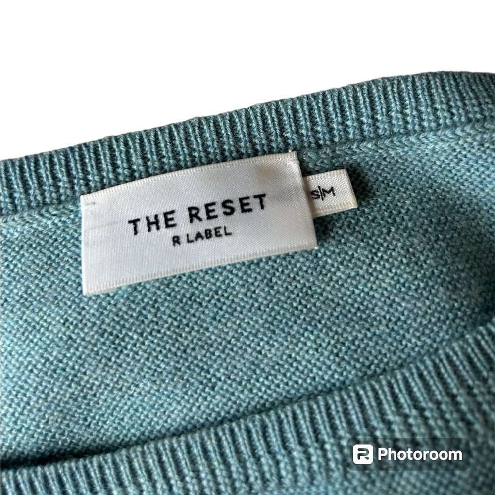 THE RESET R LABEL Essential Pullover Oversized Sweater Size S/M in Teal Blue - Picture 7 of 10